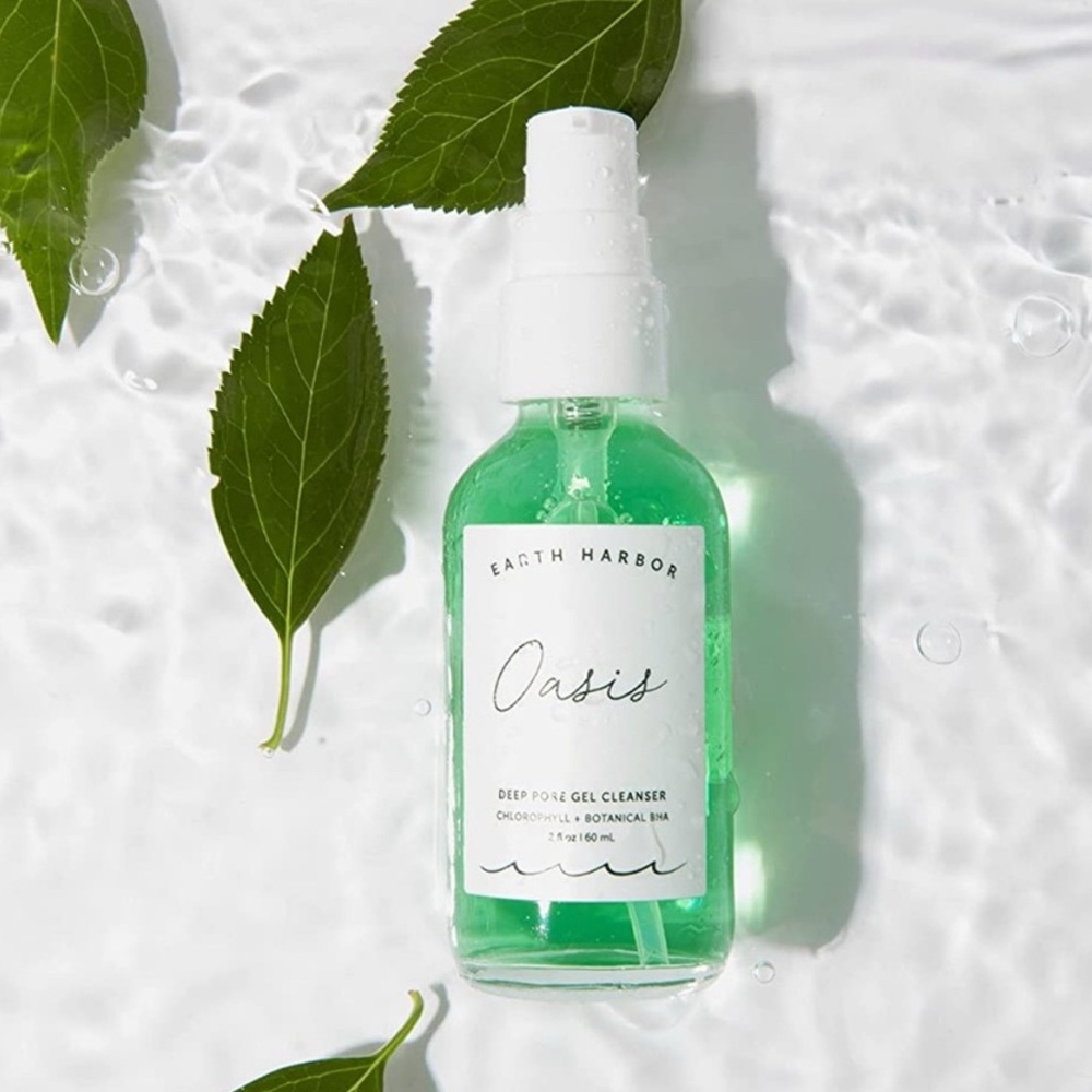Earth Harbor - Oasis deep pore cleanser. new.